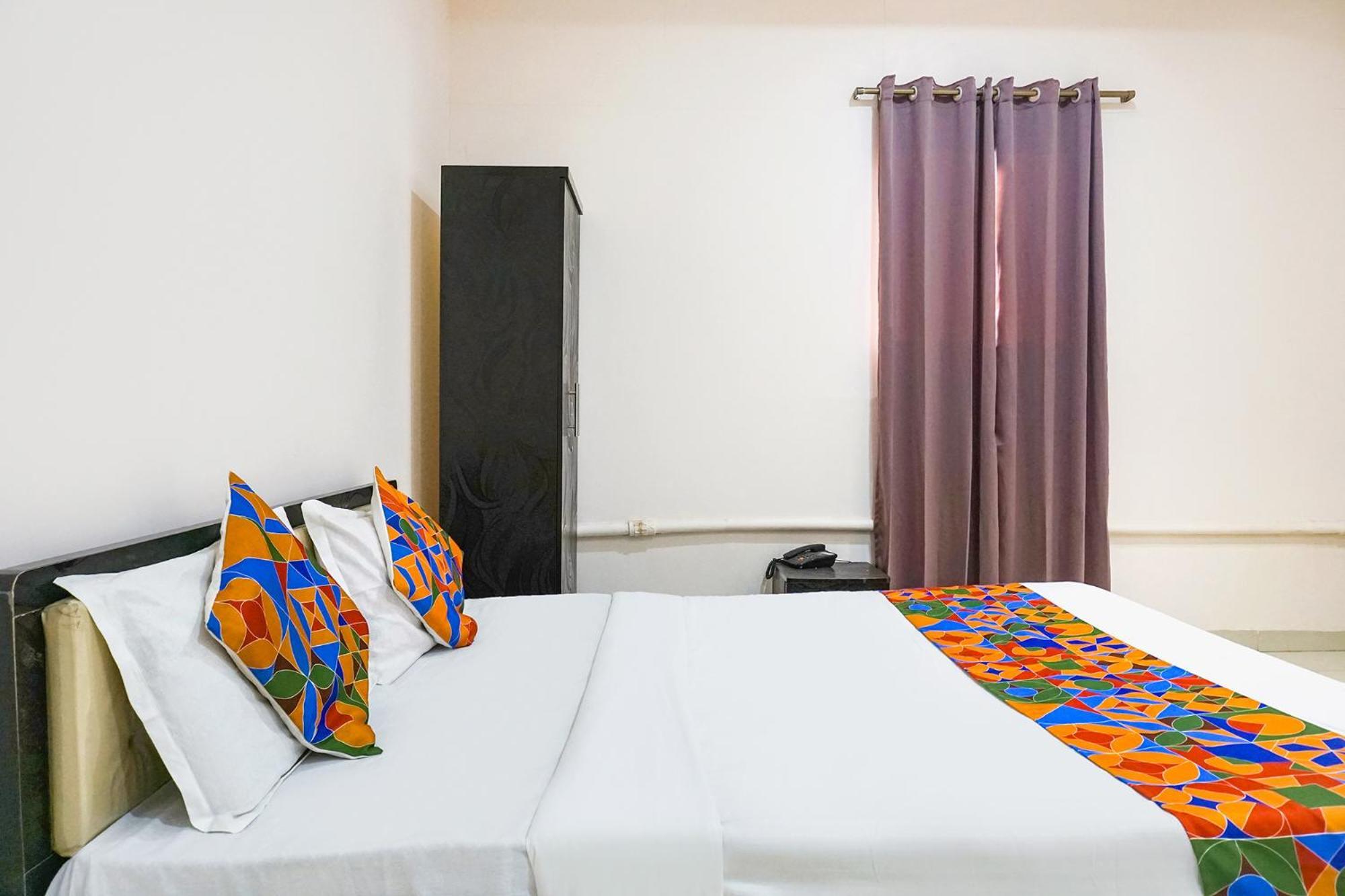 Fabhotel Rachana Residency - Nr Shivaji Nagar Metro Station Пуна Экстерьер фото