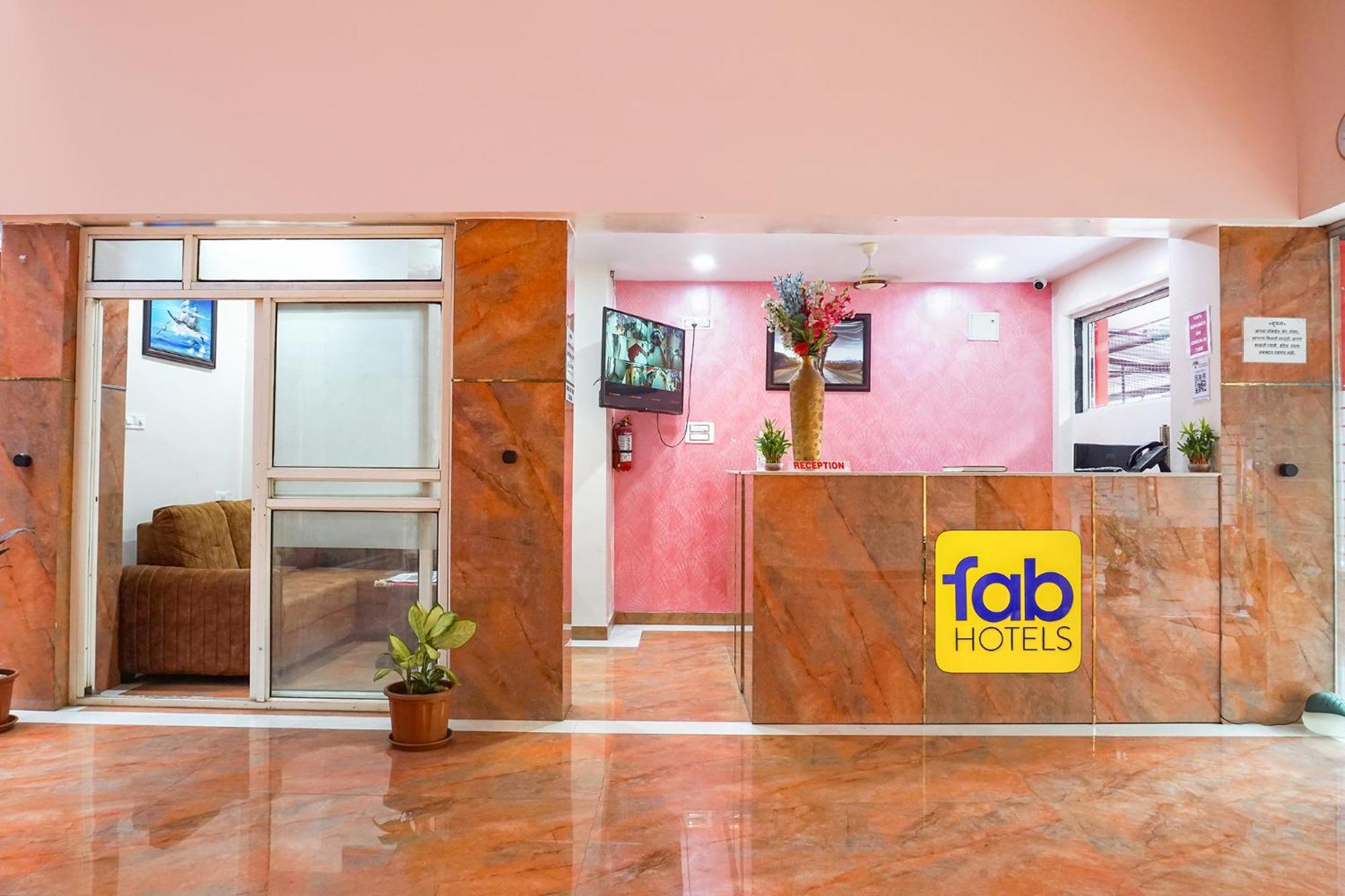 Fabhotel Rachana Residency - Nr Shivaji Nagar Metro Station Пуна Экстерьер фото